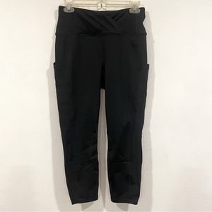 Torrid Leggings Black Capri Active Pockets Criss Cross Waistband Plus Size 00